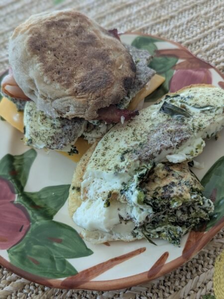 egg white breakfast w sandwich clean