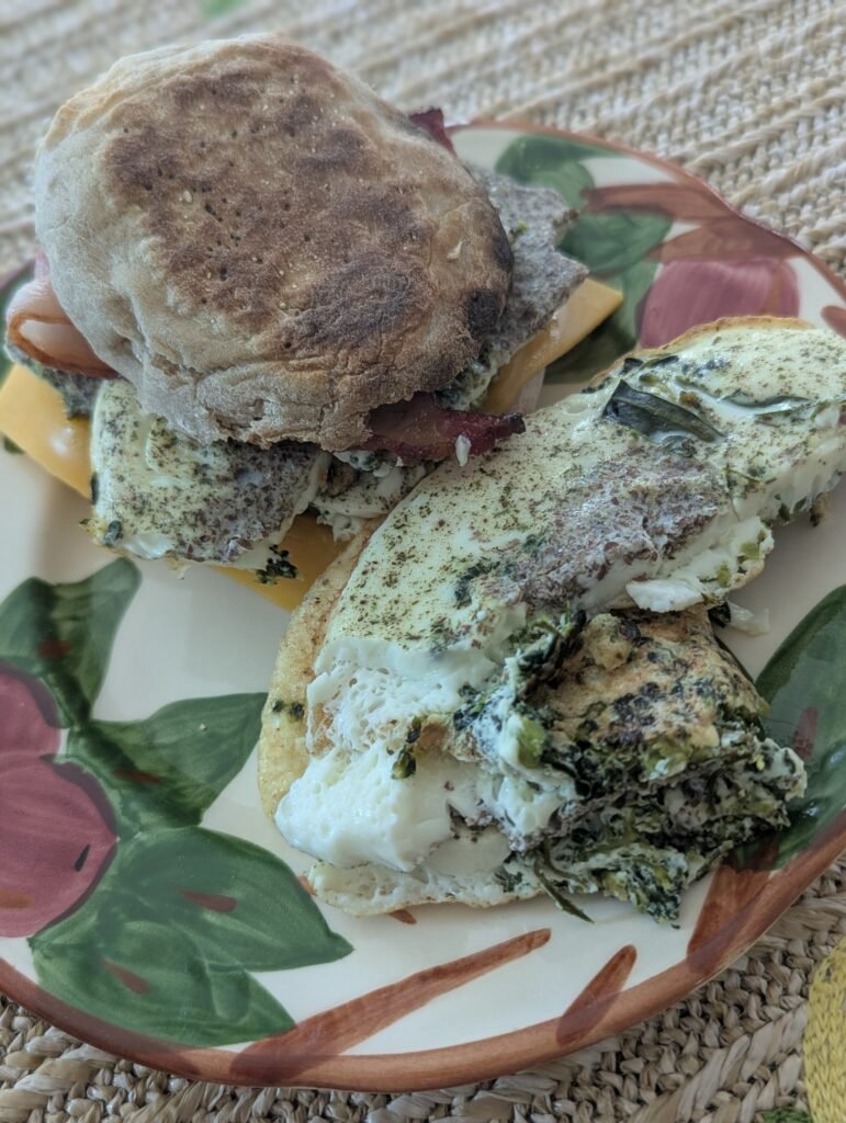 egg white breakfast w sandwich clean